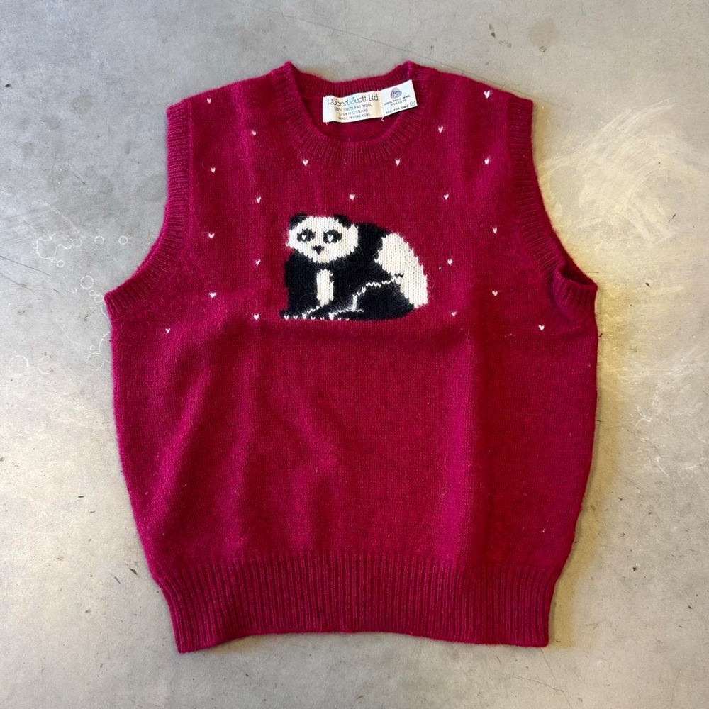 Vintage 90s women's red panda knit sweater vest
